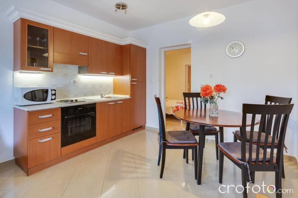 Niko 1 Apartment Kozino Bagian luar foto